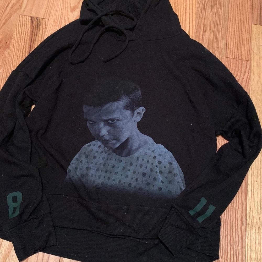 Stranger things Eleven hoodie xl